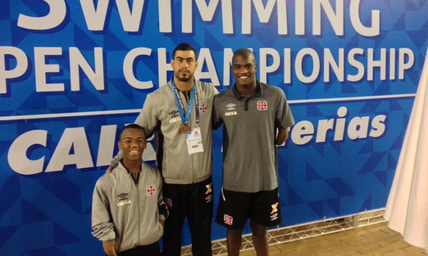 Adriel, Daniel e Luan representaram o Vasco na competição - Foto: Divulgação/Vasco Paradesporto